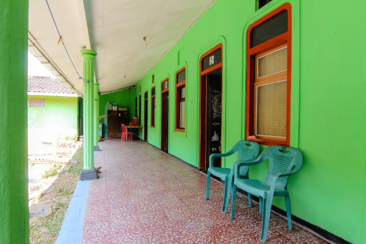 Losmen Melati Hotel Bantul Zewnętrze zdjęcie