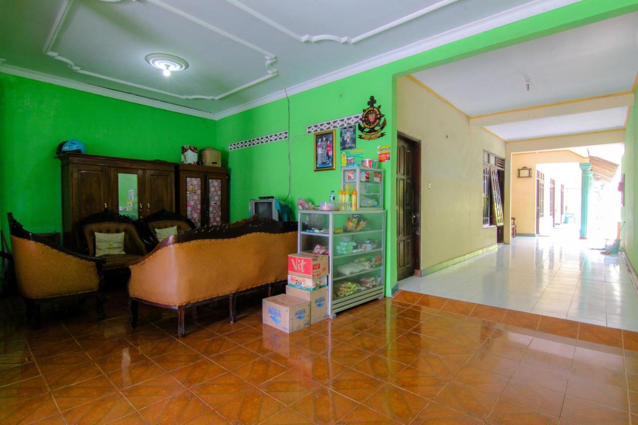 Losmen Melati Hotel Bantul Zewnętrze zdjęcie